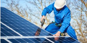Installation Maintenance Panneaux Solaires Photovoltaïques à Claret